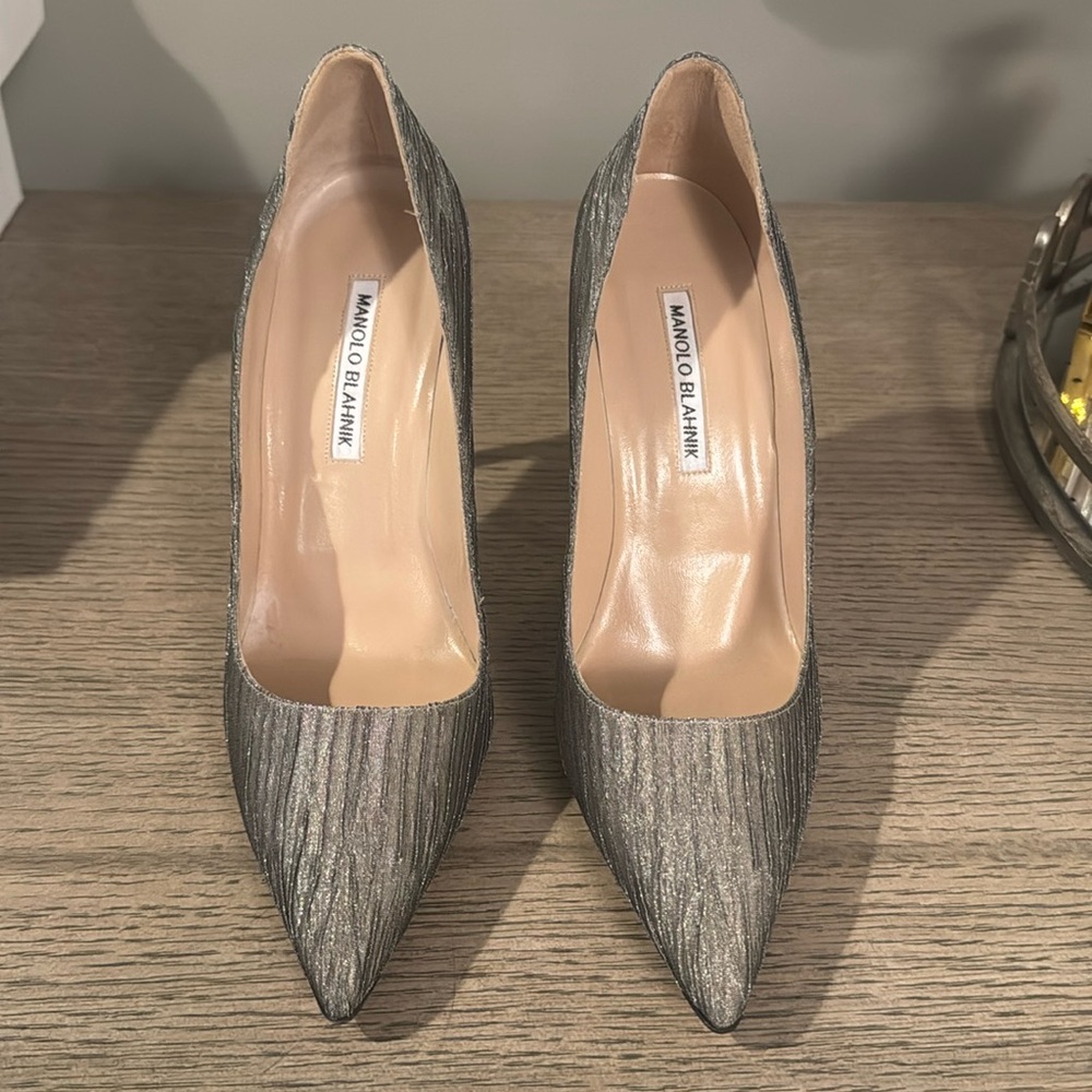 Manolo Blahnik silver fabric pumps